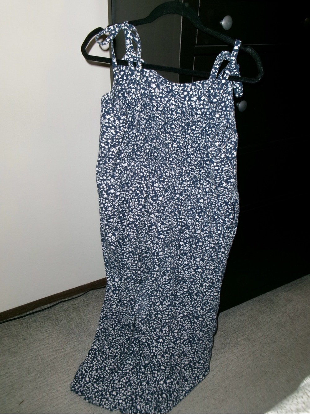Old Navy Navy and White Floral Tie-Strap Jumpsuit - Women’s Size XXL